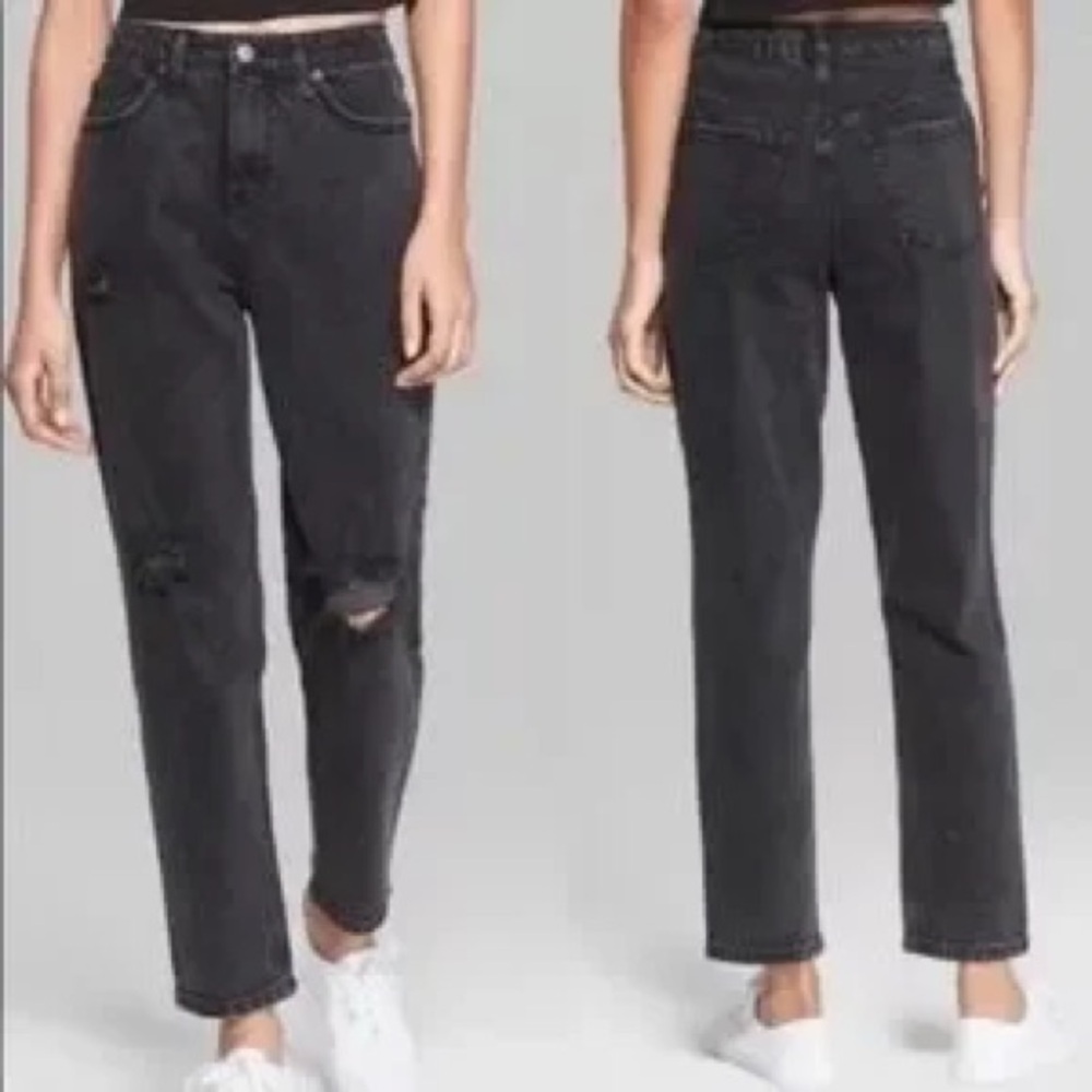 High Rise Distressed Mom Jean